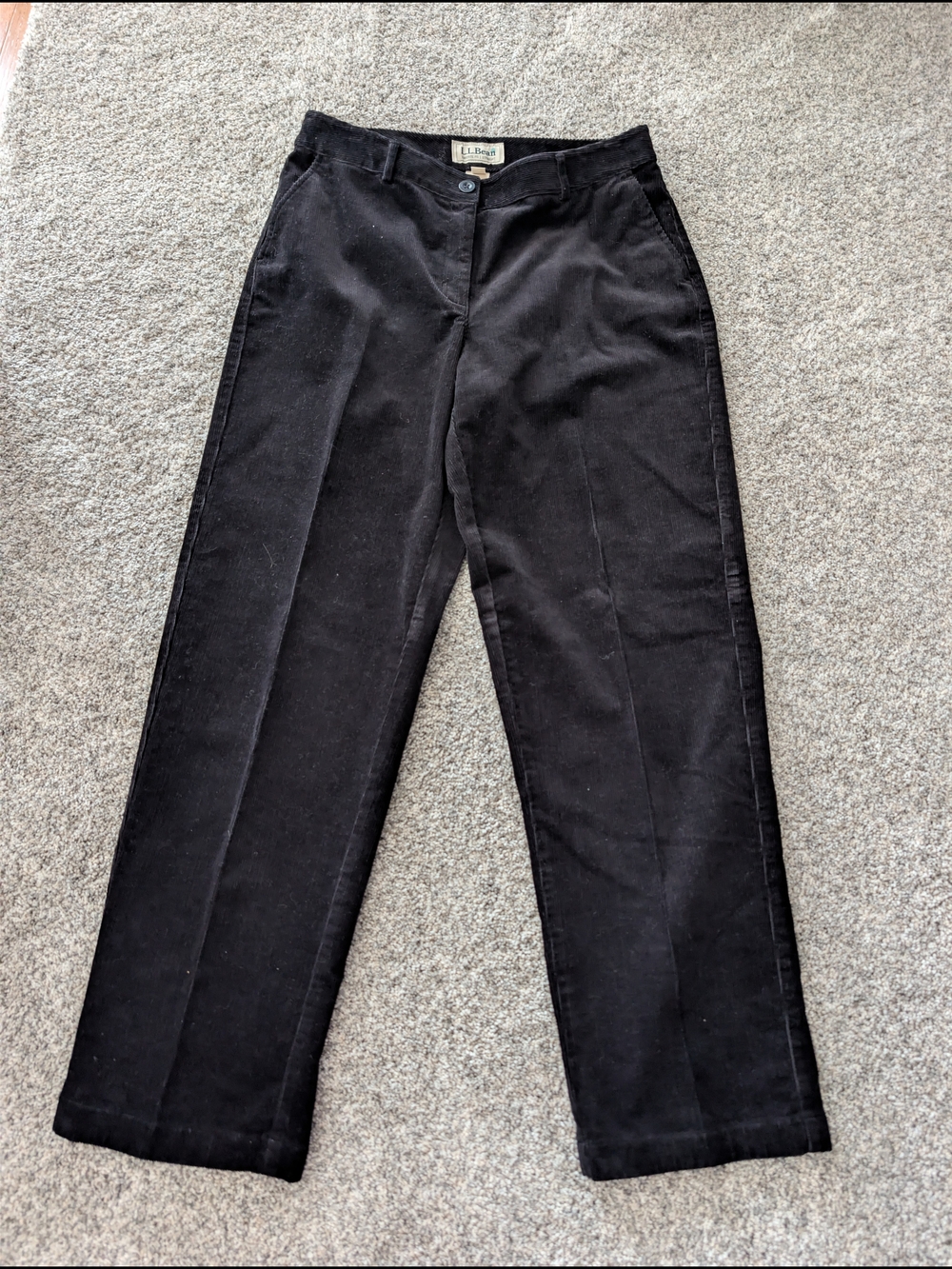 L.L. Bean Favorite Fit Straight Leg Corduroy Pants Black Size 8 Reg